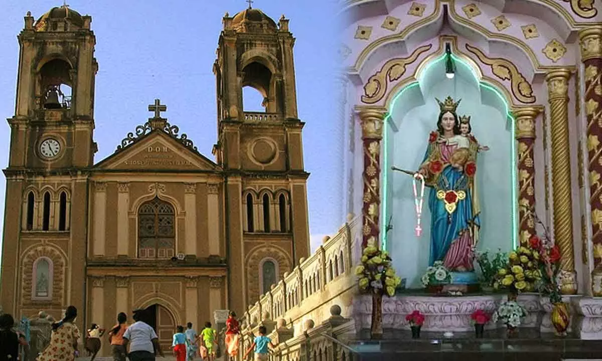 Devotees throng churches on Good Friday