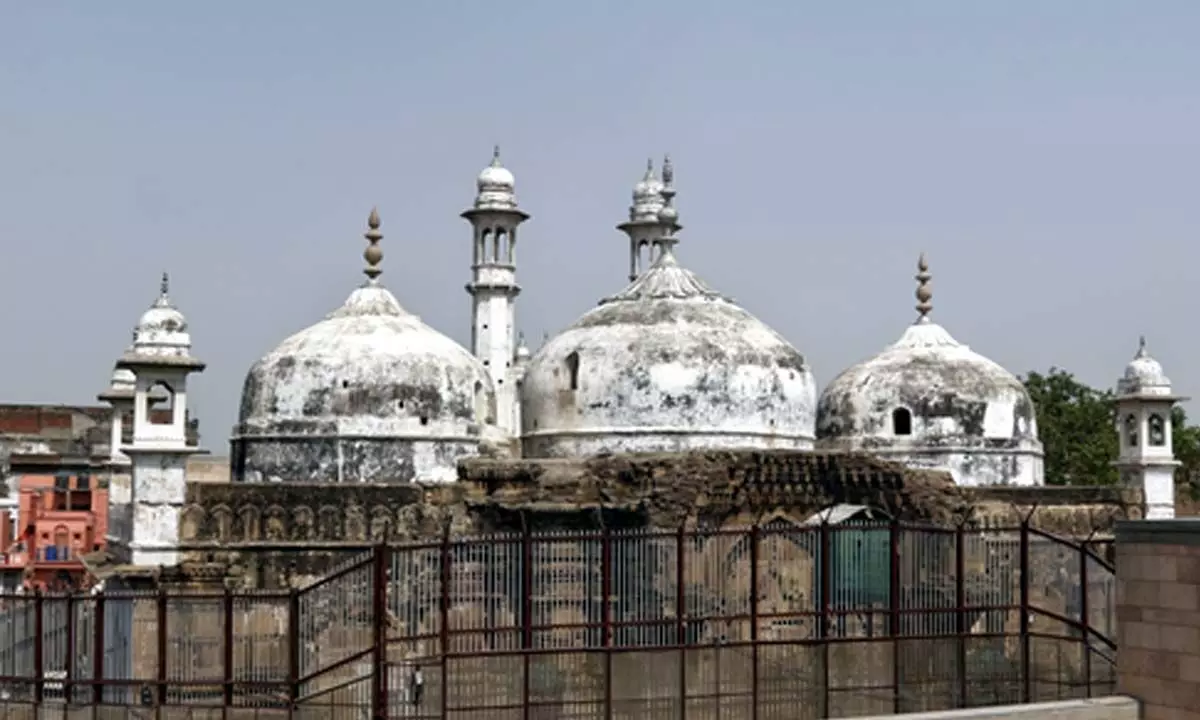 Varanasis Gyanvapi mosque: Plea in SC seeks ASI survey of entire sealed area, including Shivling Varanasis Gyanvapi mosque: Plea in SC seeks ASI survey of entire sealed area, including Shivling